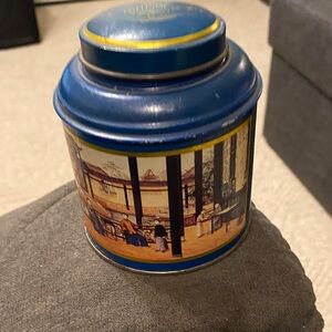 Oolong Tea Vintage Blue Decorative Tin